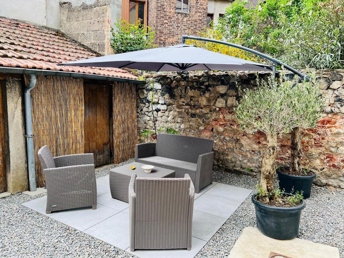 Le Retro Boheme ~ Tout Confort ~ Arrivee Autonome Montluçon Exteriör bild